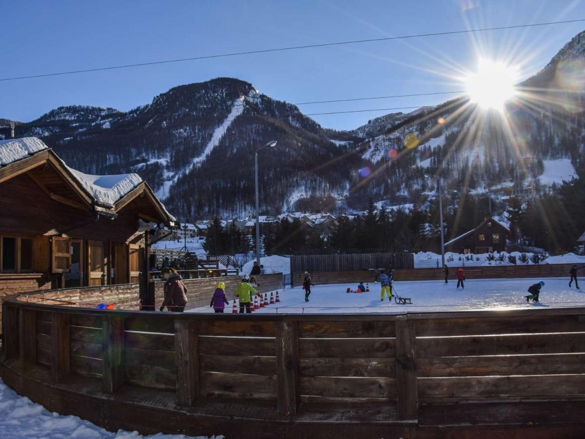 Appartement 3 Pieces, 7 Couchages, Proche Pistes Avec Parking - La Salle-Les-Alpes - Fr-1-330F-22 Serre Chevalier Dış mekan fotoğraf